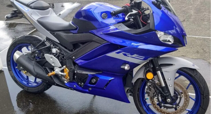 gebrauchte motorräder zeigt eine yamaha